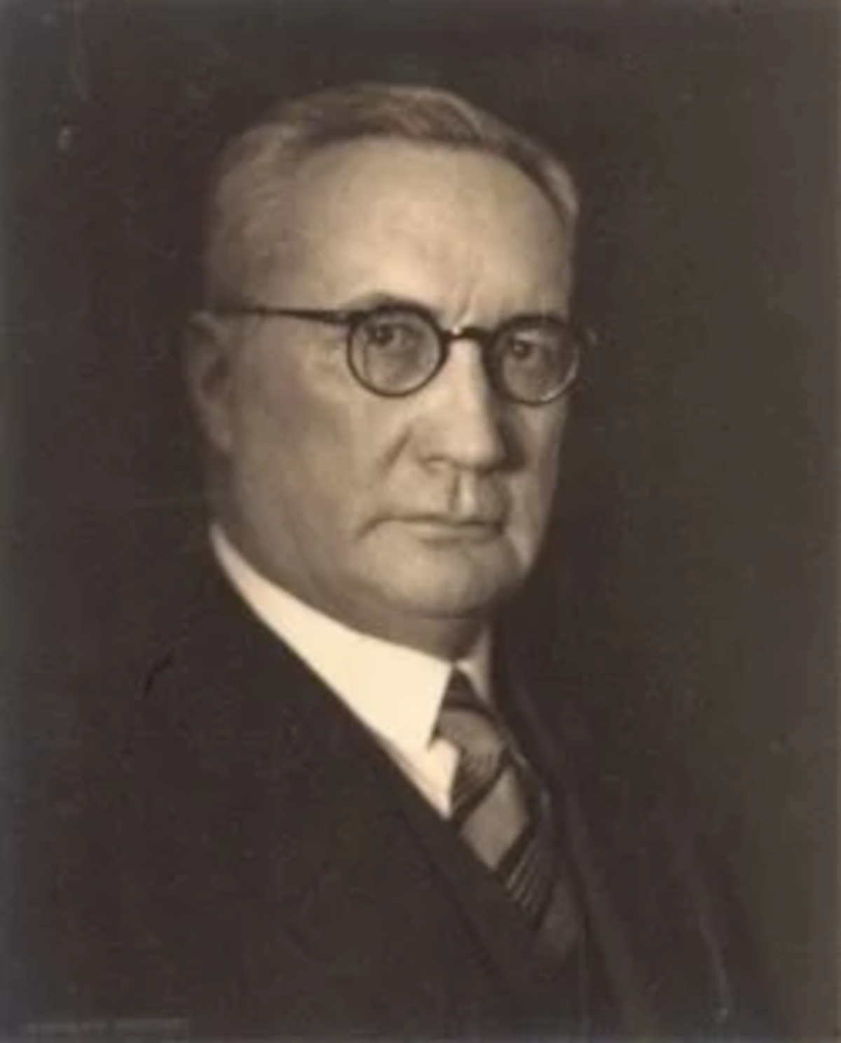 Franz Joseph Emil Fischer: O Químico Alemão Revolucionário e o Processo Fischer-Tropsch